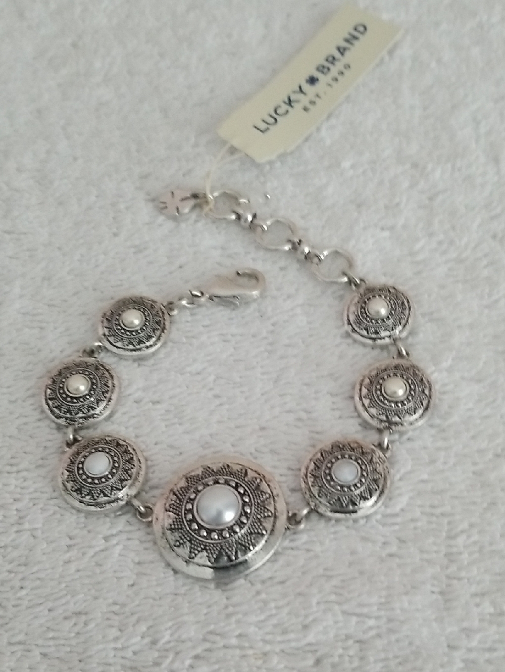 New Lucky Brand Pearl Link Bracelet